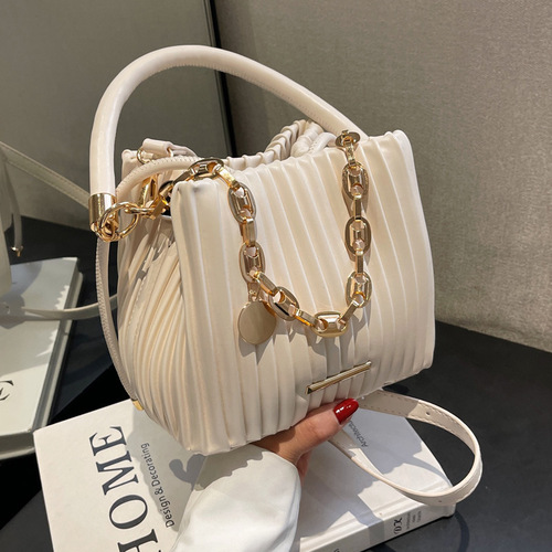 Korean-style fashionable and trendy crossbody bag chain top-handle bag versatile niche shoulder bucket bag