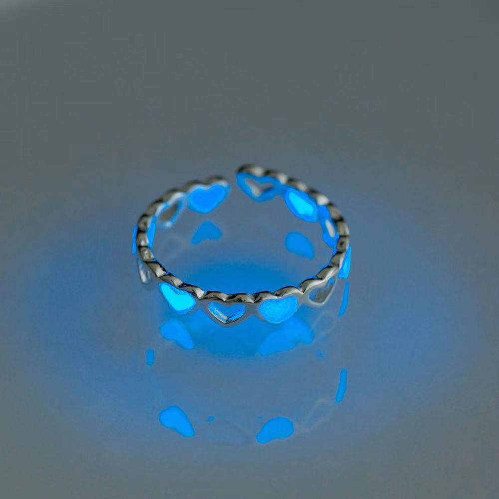 Cute Simple Style Heart Shape Alloy Luminous Plating Hollow Out Women's Rings display picture 10