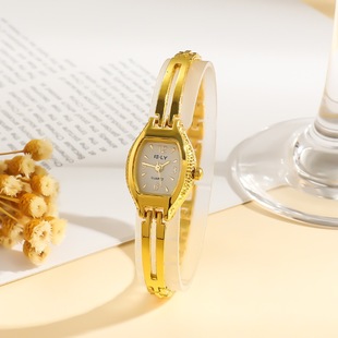 ���Q���N���ɫ���ְ��淽���ֱ�С���ɱ펧��ʯӢ���羳����