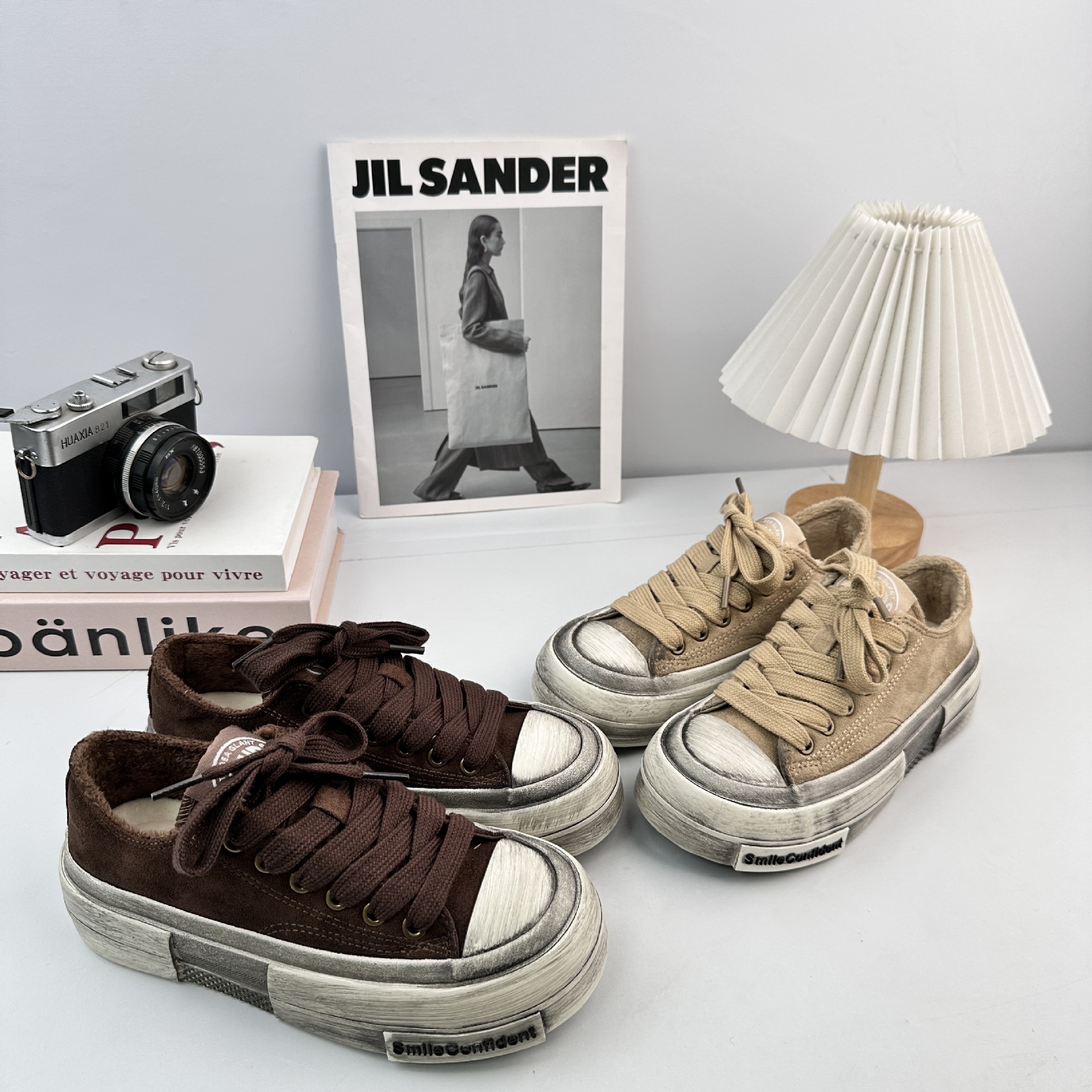 YUANBO2025 invierno retro hacer viejos zapatos de lona para mujeres aumentando la altura de los zapatos de skate casuales de base gruesa coreana zapatos de mujer