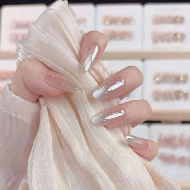 Light Bulb Cat Eye Handmade Wearable Nails Ins High-End Nude Color Gradient Pure Desire Whitening Aurora Powder Manicure