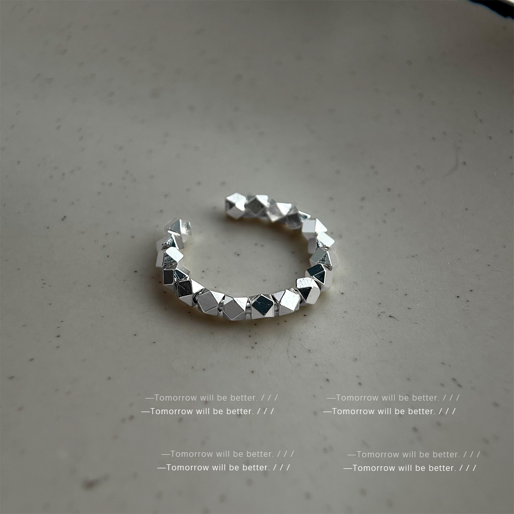 耳语6_0000s_0027_组 1 拷贝 27.jpg