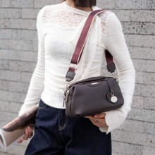 真皮小包包女新款软皮斜跨包百搭休闲单肩包大容量时尚挎包斜背包