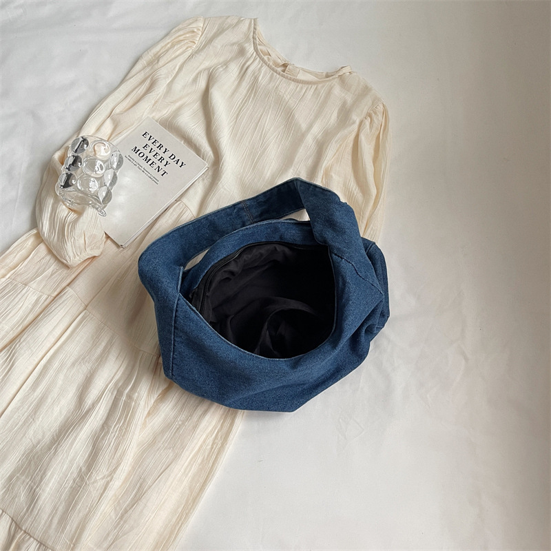 Bolso de mensajero de gran capacidad literario bolso de mensajero de todo fósforo nuevo bolso femenino de un solo hombro popular bolso grande casual de marca de moda coreana