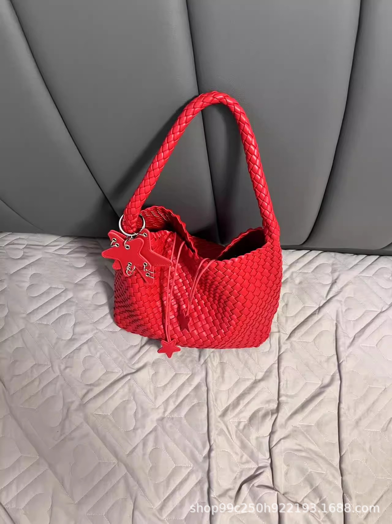 미디엄 빅 레드(이너백 + 별 펜던트 포함)