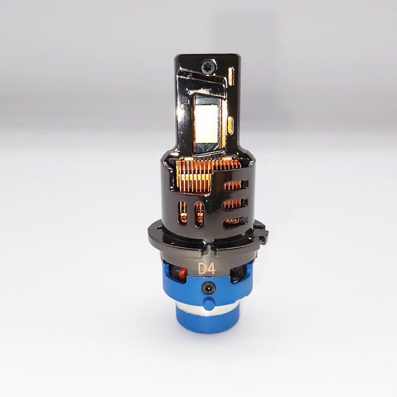 Fabricante de nuevos productos directos enchufable D2S / D4S faro de automóvil LED, el primer sistema de conducción de calor de aleta de cobre puro