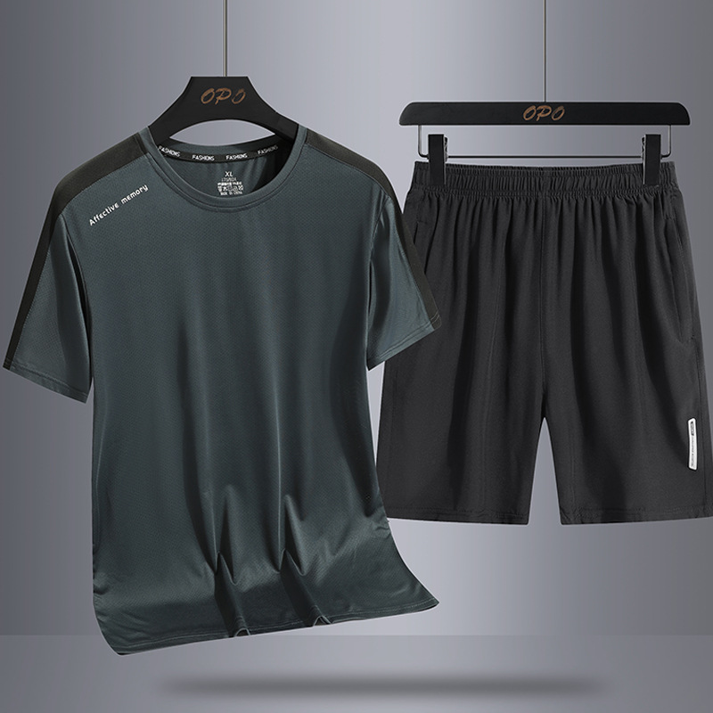 Traje deportivo de verano para hombre de seda de hielo casual suelto de dos piezas nuevo transpirable de secado rápido al aire libre cuello redondo Camiseta pantalones cortos