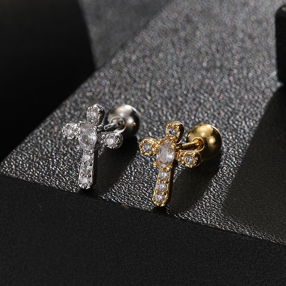 Pointed titanium steel lip stud product view