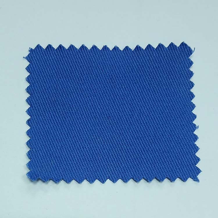 Precio de fábrica de tela de algodón tejido de color sólido suave tela de camisa 100% algodón cepillado impermeable