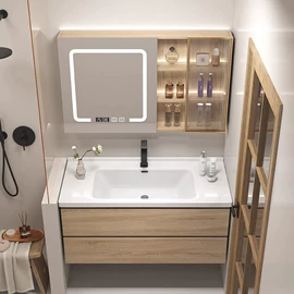 餐桌;衣柜;实木床