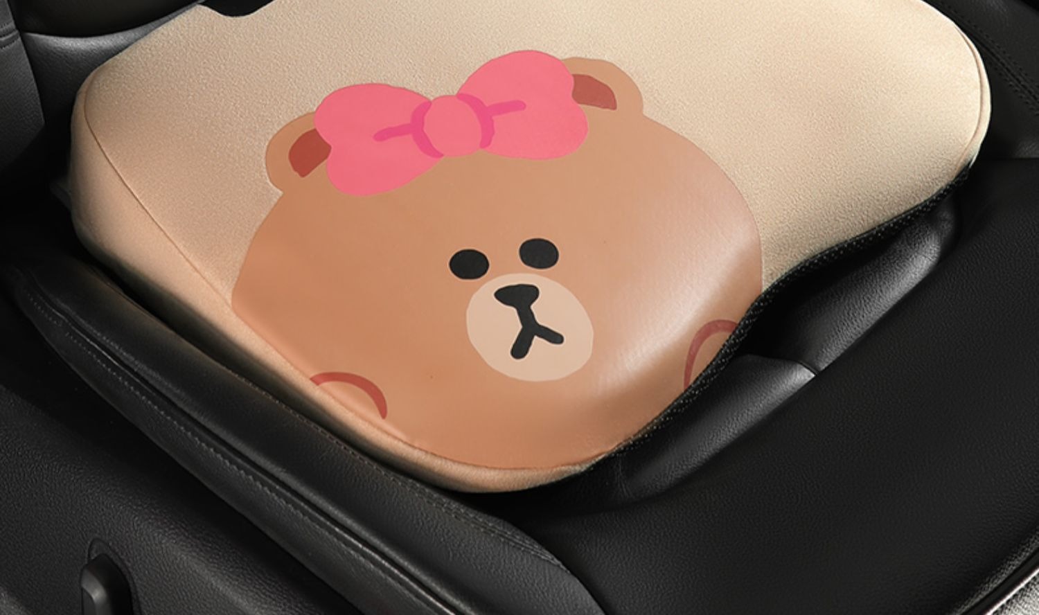 Brown Car Booster Seat Cushion, Suitable for All Seasons, for Short Women, Driver's Seat, In-Car Driving Learning Cushion