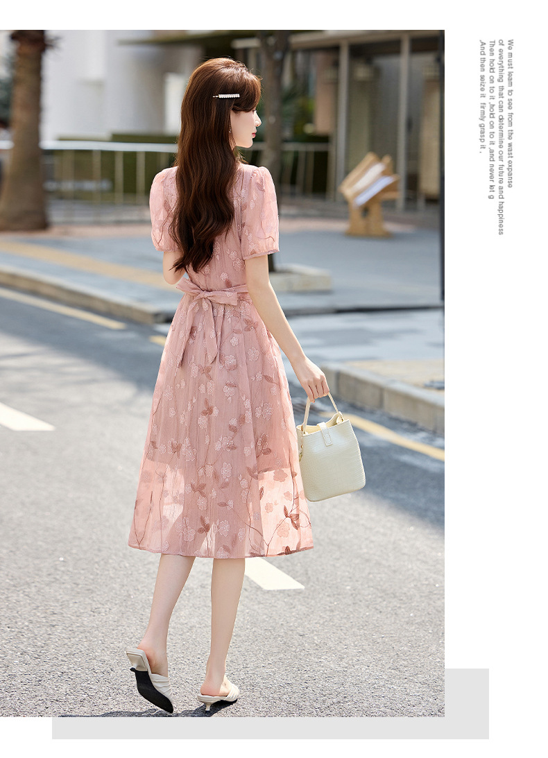 Đầm maxi nữ thắt eo tay bồng họa tiết hoa nhỏ cổ chữ V phong cách tea dress — Màu hồng, màu vàng chi tiết 24
