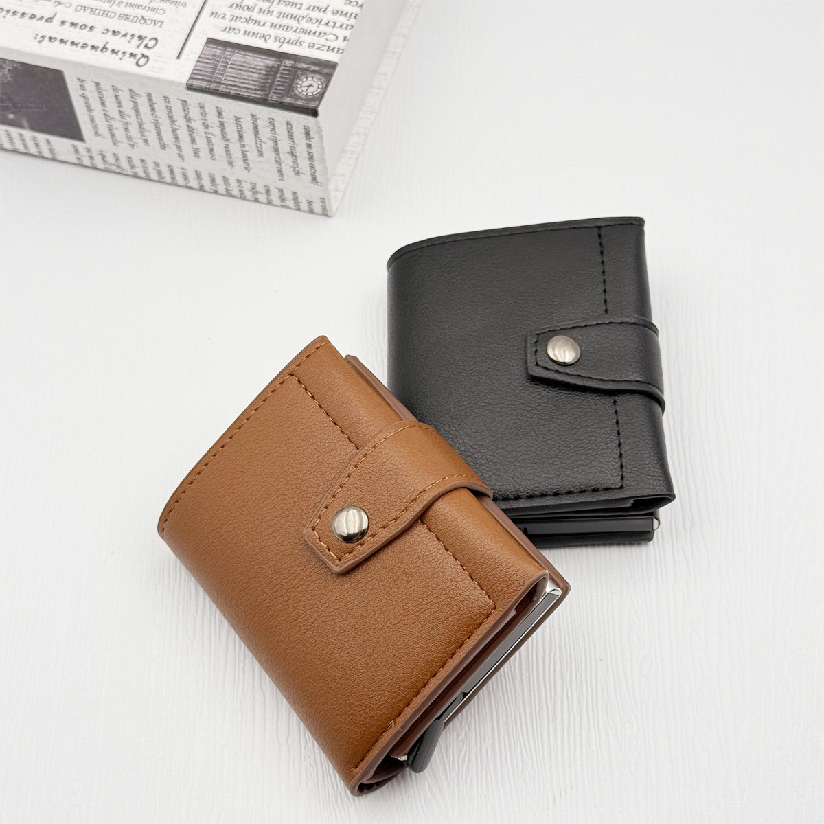 Cartera transfronteriza de nuevo estilo para hombres Cepillo anti-desmagnetización y antirrobo Estuche para tarjetas multifunción de gran capacidad Estuche para tarjetas de visita Venta caliente de Amazon