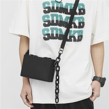 厂家批发男士单肩包新款链条PU皮单肩包男学生日常纯色单肩包