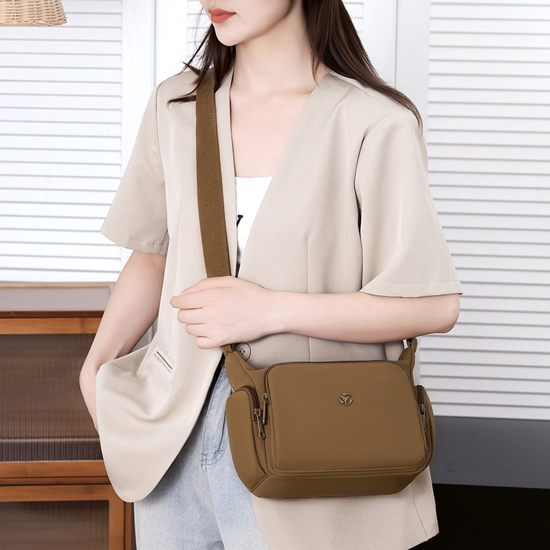 Cross-border Lightweight And Stylish Nylon For Women, 2025 New Model, Simple Multi-pocket Commuter Shoulder Bag, Solid_voghion.com