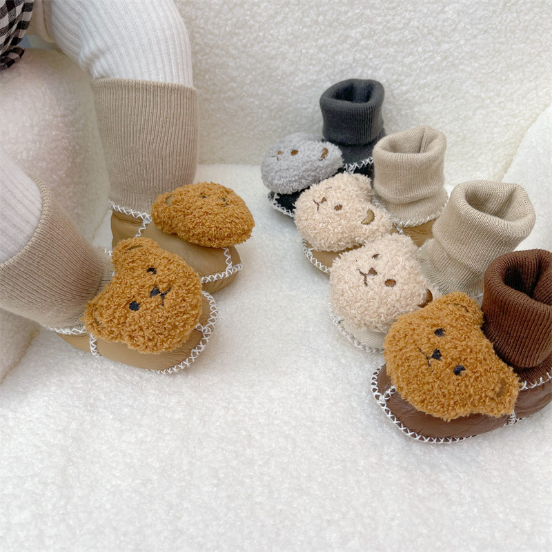 Newborn baby shoes 0-12 months winter fleece-lined baby anti-drop warm cotton shoes fur one-piece fur shoes Newborn baby shoes 0-12 months winter fleece-lined baby anti-drop warm cotton shoes fur one-piece fur shoes