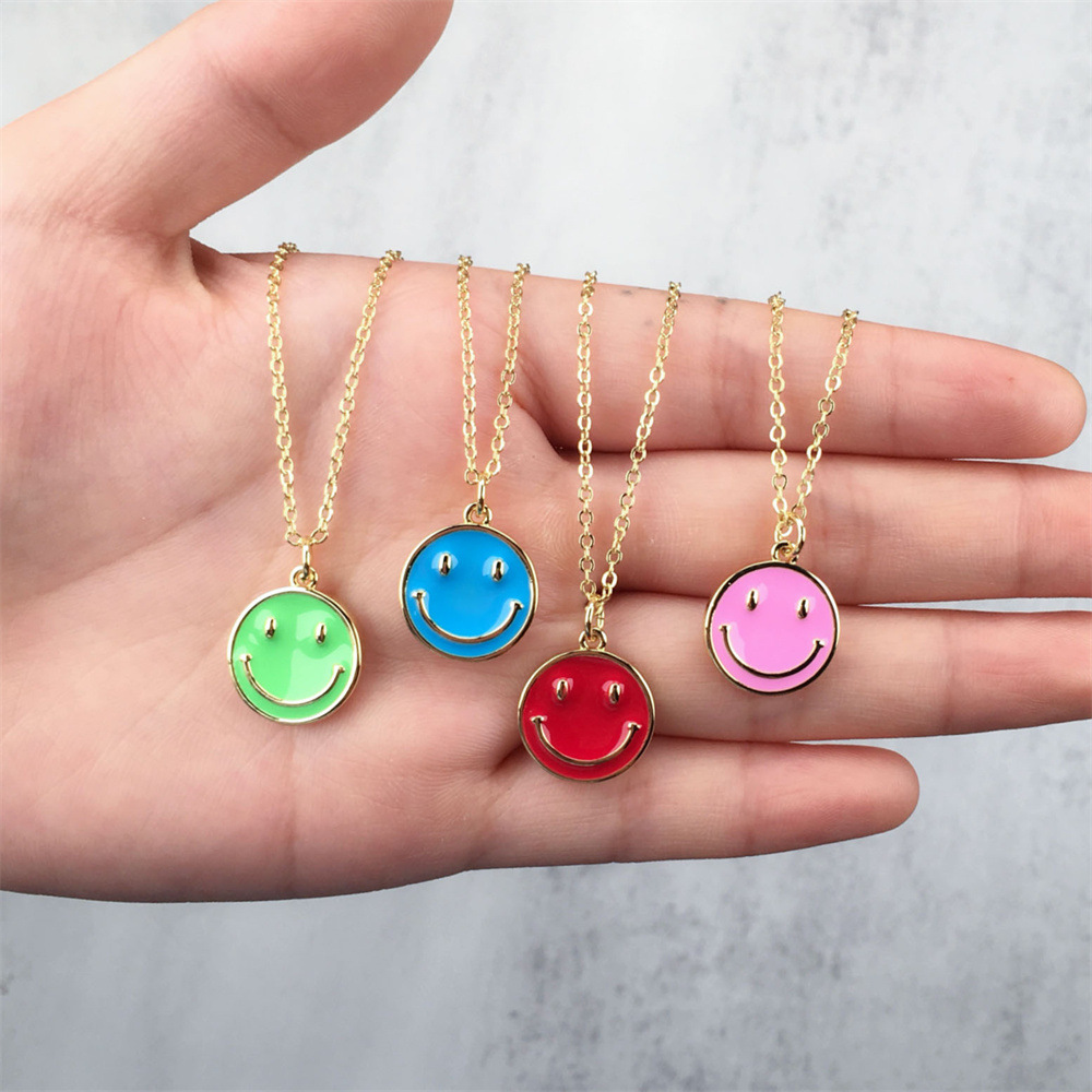 Großhandel Schmuck Smiley Gesicht Tropfen Öl Anhänger Kupfer Halskette Nihaojewelry display picture 2