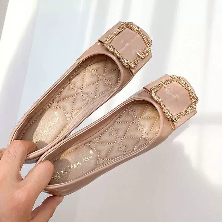 2021 весна и осень новые дикие квадратные туфли с неглубоким ртом