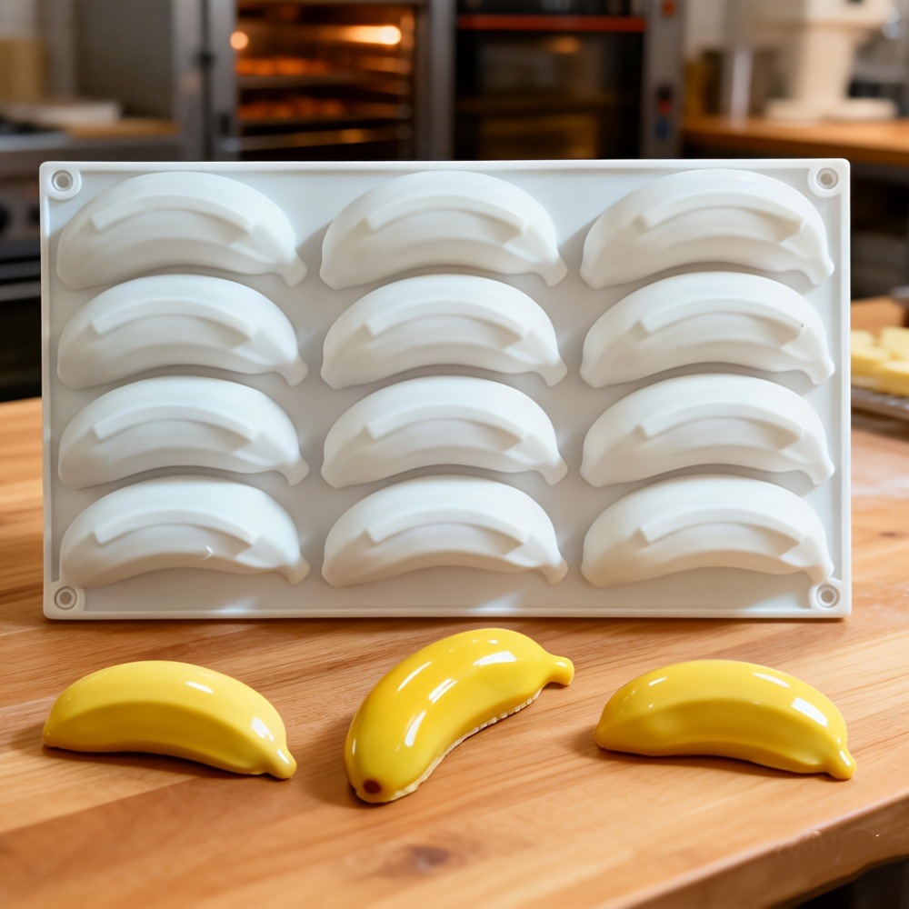 Cross-Border 12 fruit banana silicone mousse cake mold French dessert chocolate mold baking utensils