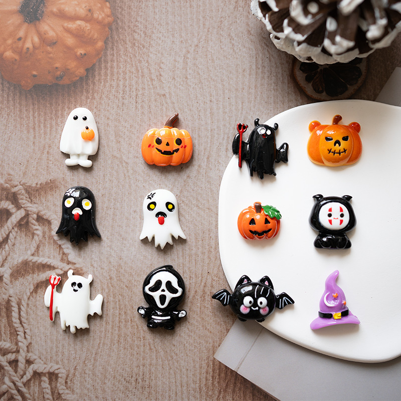 Halloween Resin Artificial Cartoon Pumpkin Skull Ghost Bat Keychain Pendant DIY Jewelry Accessories Cross-Border Halloween Resin Artificial Cartoon Pumpkin Skull Ghost Bat Keychain Pendant DIY Jewelry Accessories Cross-Border