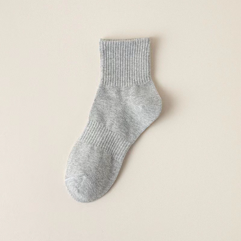 Thin summer knee socks for men and women, absorbs sweat and smell, mid-length