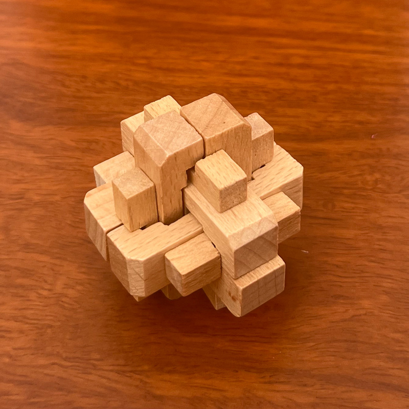 Luban Lock Kongming Lock conjunto completo juguetes educativos para Niños Estudiantes de la escuela primaria tamaño pequeño mini haya Kongming Lock fábrica fija