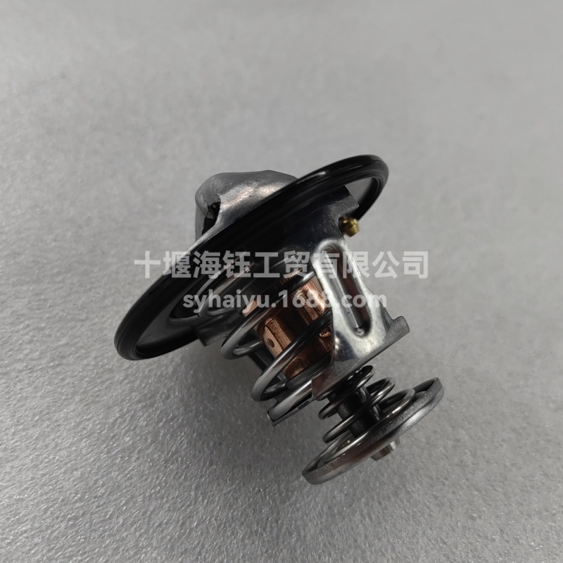 5337967 is suitable for the thermostat of the Cummins ISF2.8 engine