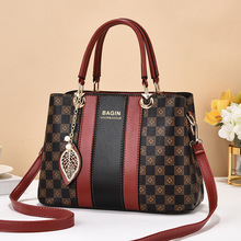 �¿�Ů����ĸ�H���͋����ٴ�羳б����������������μ��Ů��