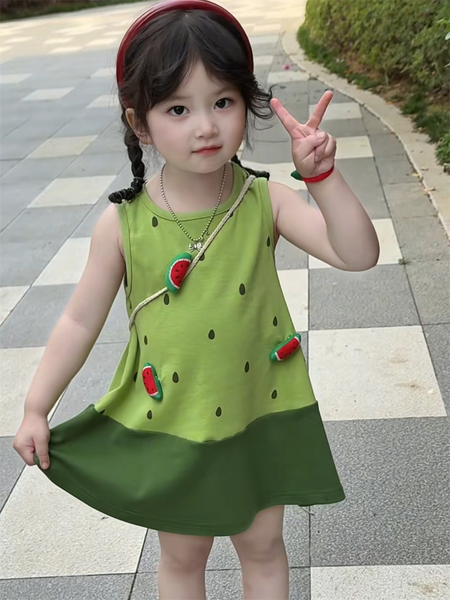 Vestido de bebé de siete niñas de limón salado verano nuevo estilo 25 verde fresco chaleco de sandía falda costura vestido de princesa tridimensional