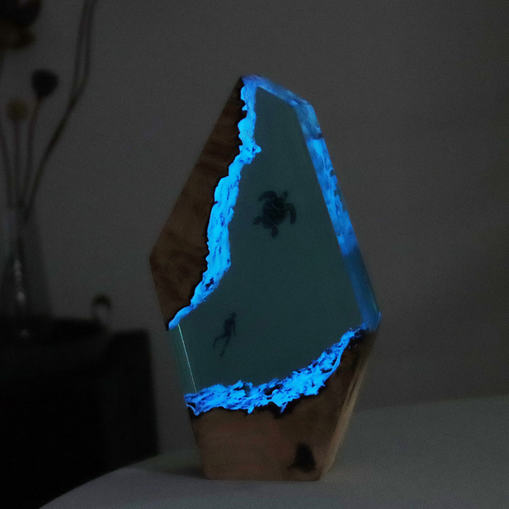 Unique European and American Trendy Creative Turtle Diver Ocean Micro Landscape Epoxy Resin Handmade Crafts Ornaments Home