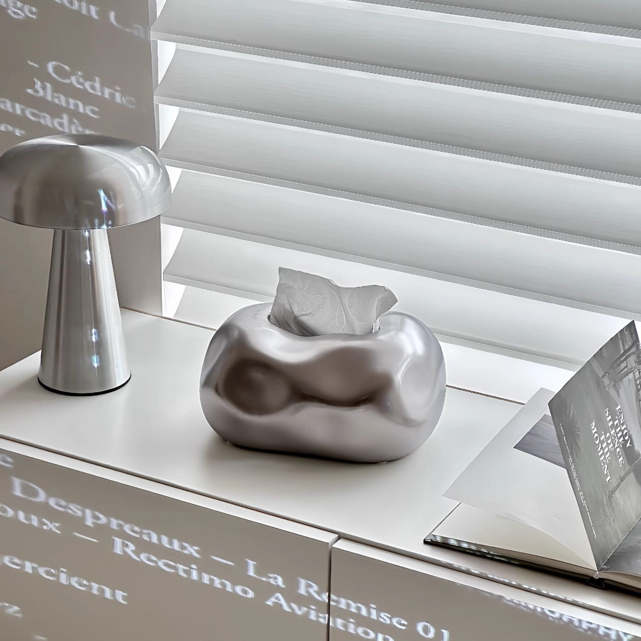 Wabi-sabi style tissue box silver (19.5*15.2)