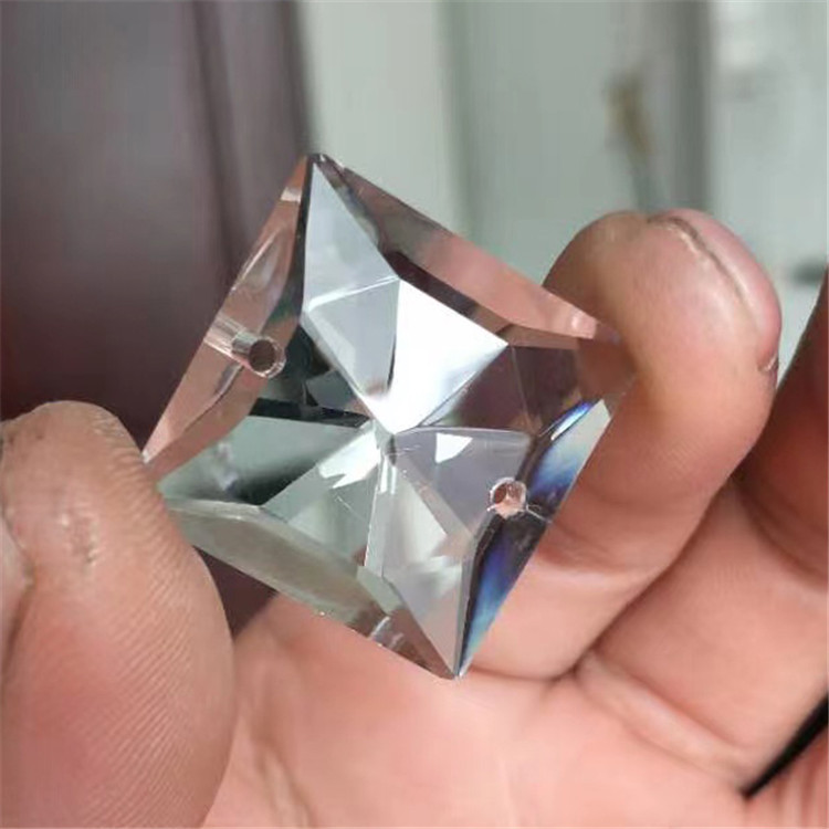 22mm machine grinding multi-faceted crystal square bead four-hole oblique hole crystal square bead square bead crystal lamp accessory 