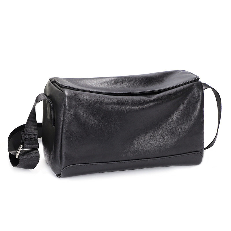 Túi đeo chéo nam da bò thuần phong cách tối giản, túi gối nhỏ 29×11×17 cm — Màu đen