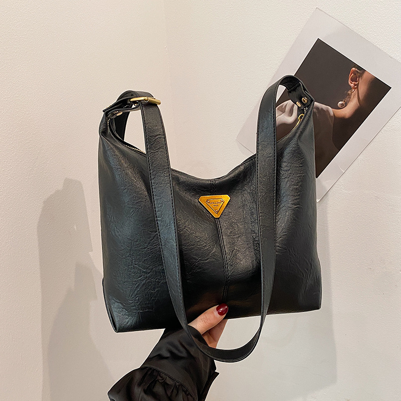 Bolso de gran capacidad, bolso de mujer 2024, nuevo estilo de moda de alta calidad, bolso de cuero suave, bolso de hombro, bolso de viaje al trabajo.