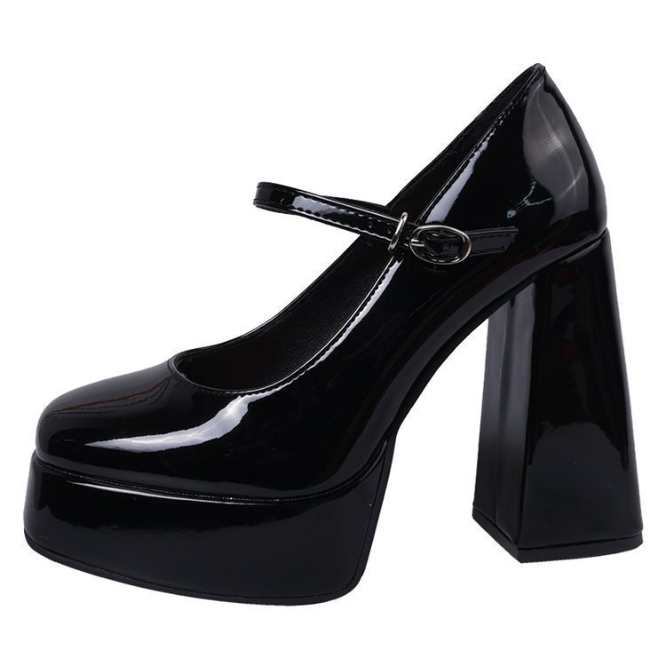 Design exclusive high heels