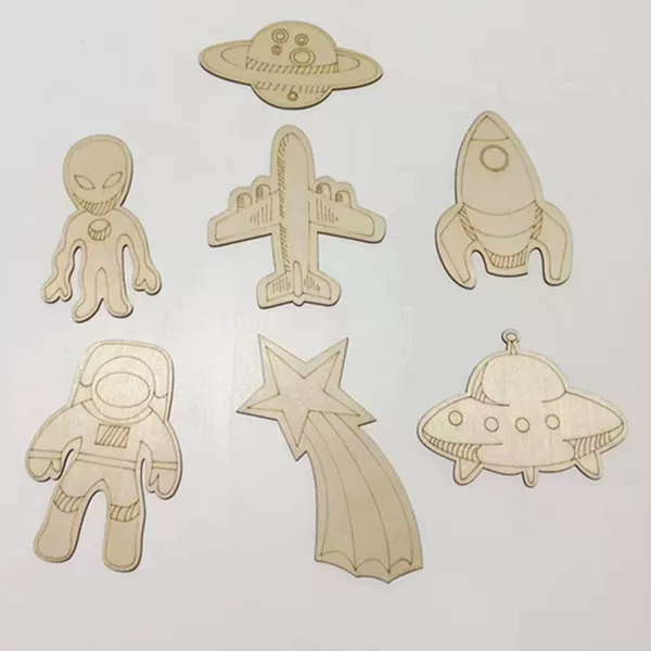 Wooden Crafts Wood Slices Kids Graffiti DIY Crafts Astronaut Alien Space Ornament Wood Slices
