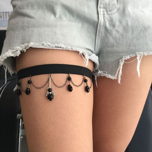 Zhuru Clothing European and American cross-border jewelry dropshipping spring and summer black ladies leg ring little bee body chain