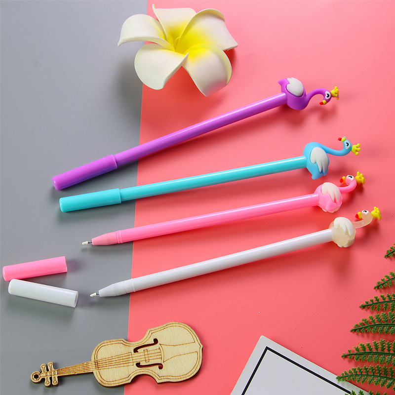 Corona de dibujos animados Flamingo pluma de gel papelería de estudiante lindo Cisne forma pluma de agua suministros de oficina pluma de la firma