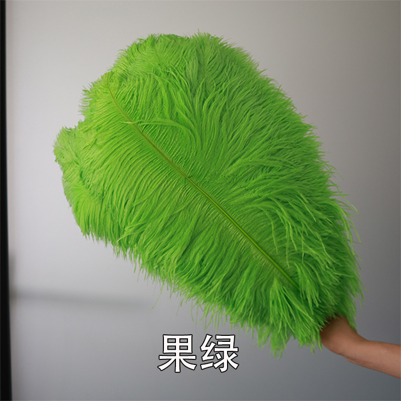 Fabricantes de pelaje de avestruz 50 - 55CM boda guía de la mesa flor de plumas de avestruz adornos de red pared roja plumas de espectáculo de escenario image 14