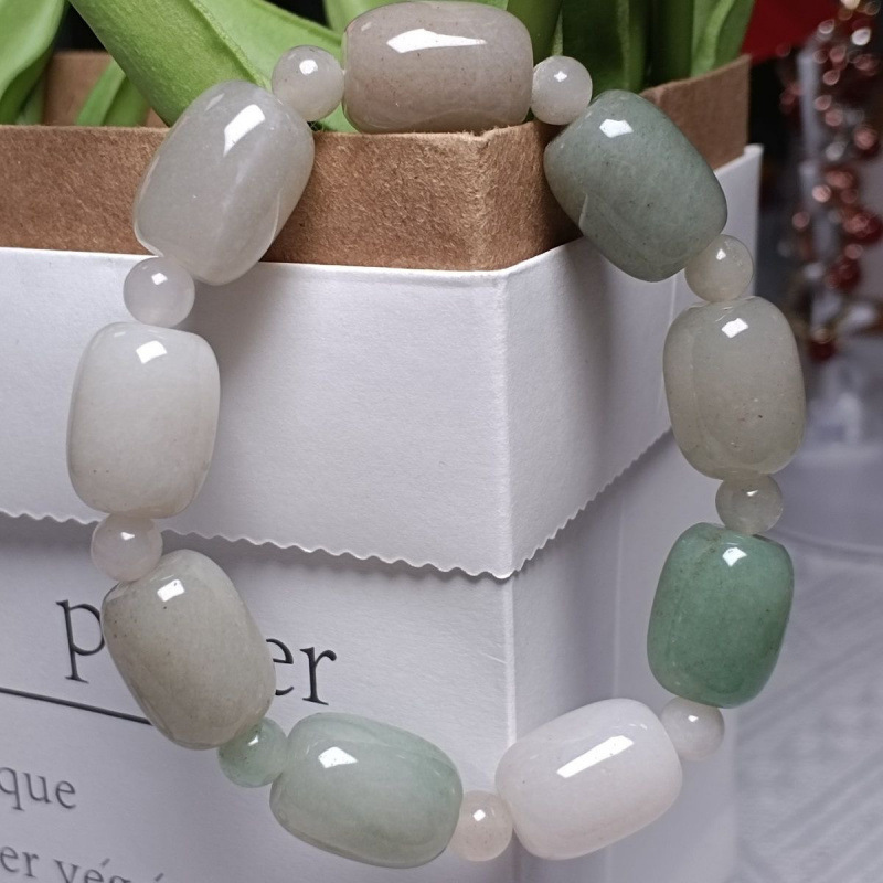 厂家正品内蒙古天然佘太翠桶珠枣珠养人玉石漂绿手链时尚款情直销