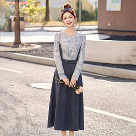 气质优雅感2025春秋新款撞色流行修饰线条腰部收腰显瘦连衣裙