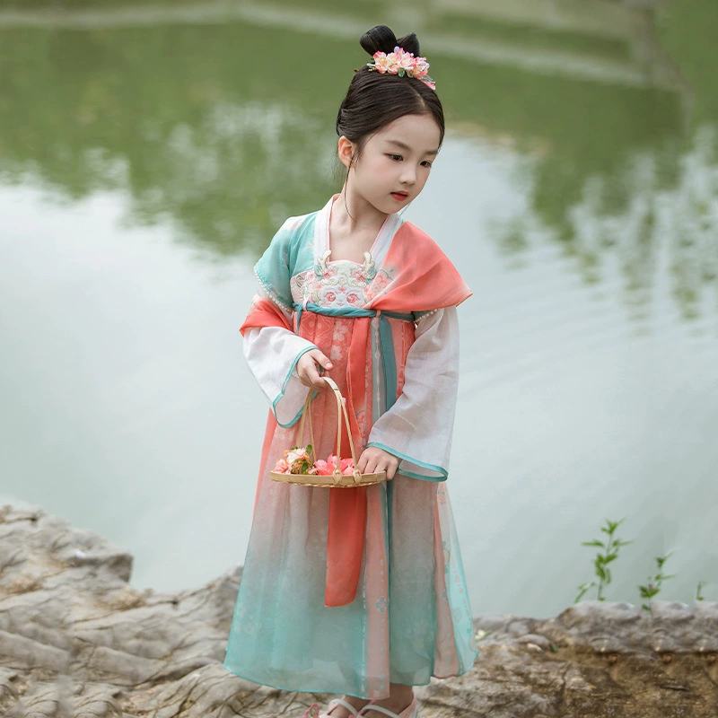 Spring dress, long skirt, Hanfu, 2024 years, Chinese style, with embroidery