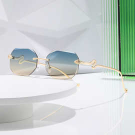 新款无框切边蛇头BV太阳镜女防紫外线墨镜女欧美跨境金属太阳眼镜