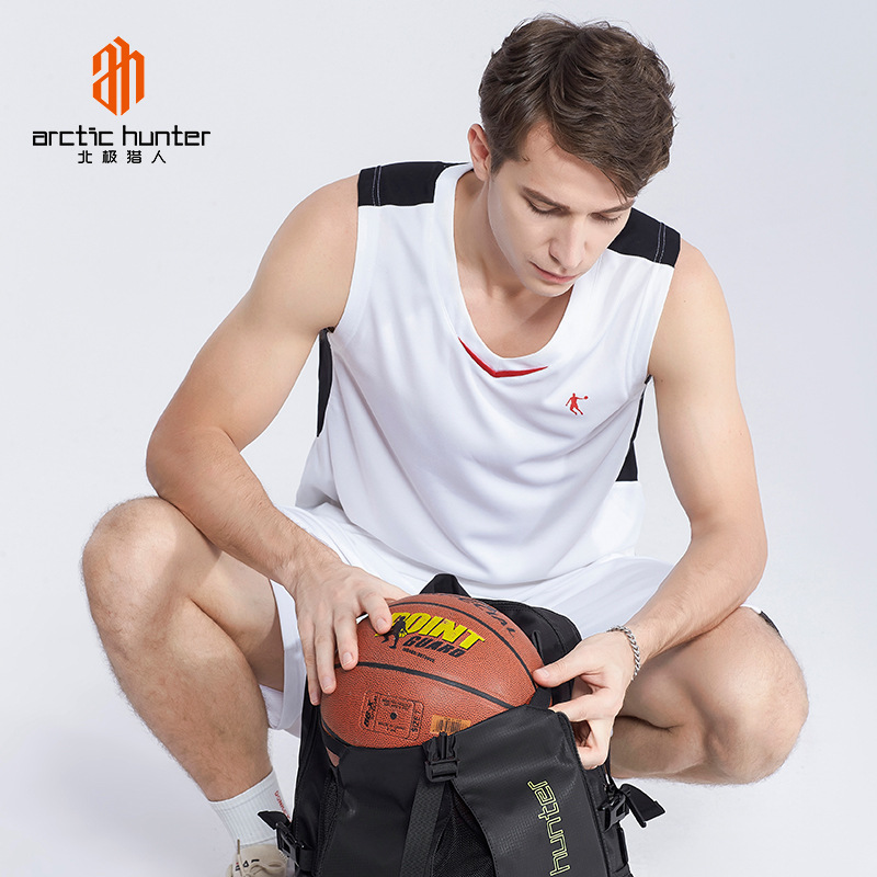 新品预售升级款休闲户外运动健身包防泼水篮球包收纳电脑双肩背包