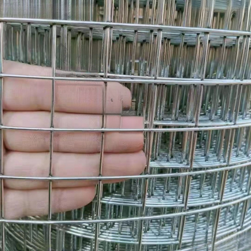 热镀锌防锈铁丝网镀锌钢丝围栏养殖网拦鸡网建筑网防护铁网格网