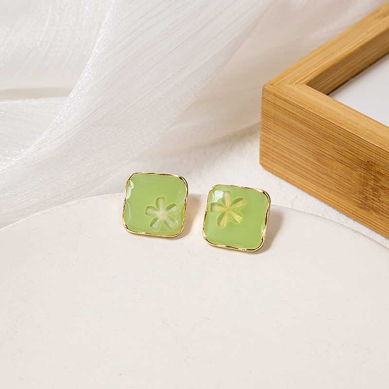 Geometry Square Trendy Stud Earrings Ear Jewelry Flower Creative Stud Earrings Female display picture 4