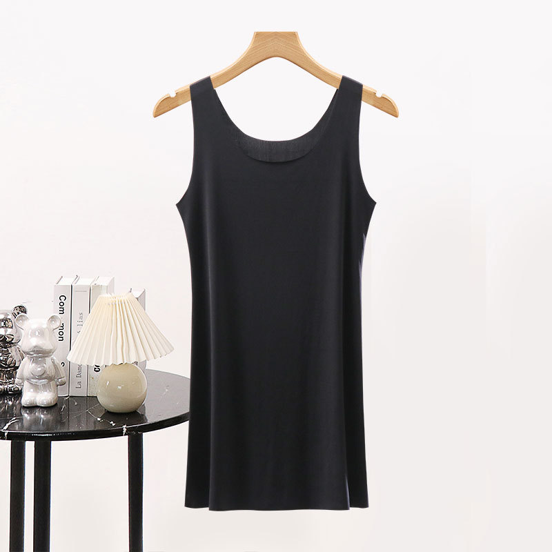 블랙/라운드 넥