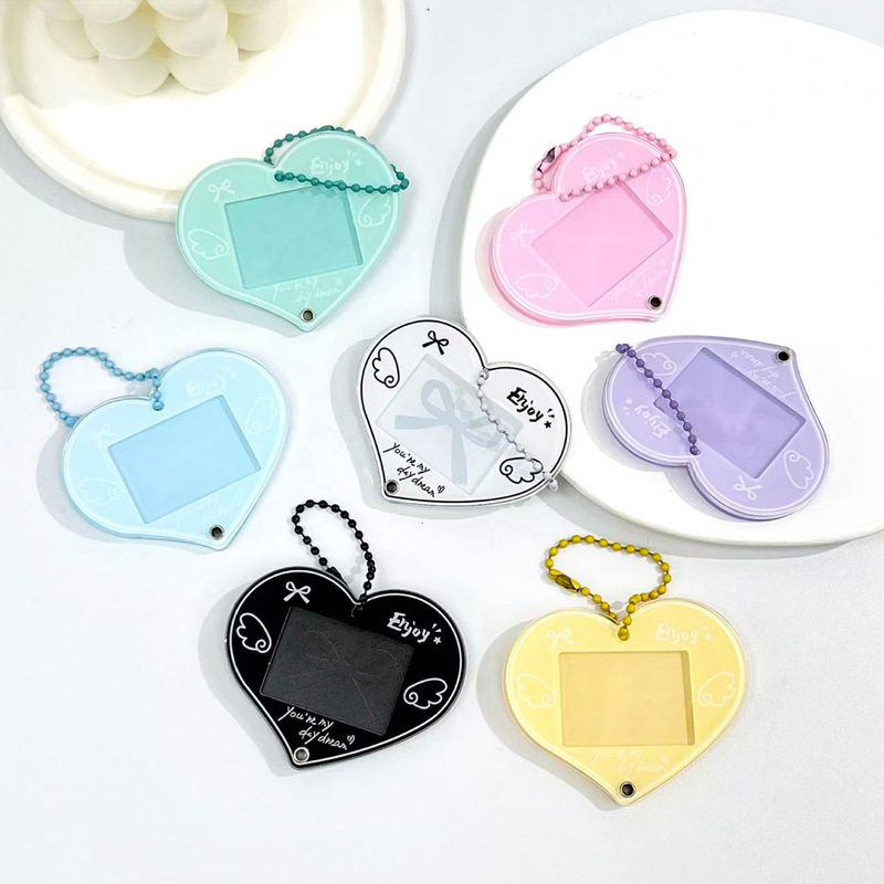 Instagram-Style Heart-Shaped Photo Frame Keychain for Male and Female Fans, Idol Photo Card Storage Bag Display Pendant Instagram-Style Heart-Shaped Photo Frame Keychain for Male and Female Fans, Idol Photo Card Storage Bag Display Pendant