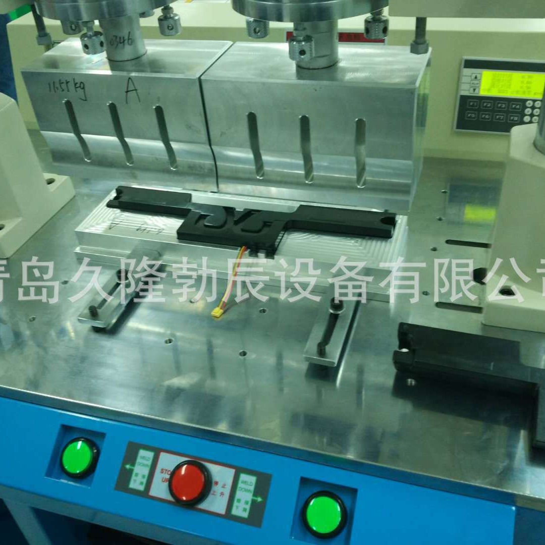 ɽ���������Զ�����ɽ����������ɽ����е�Զ�����ɽ��������ģ��