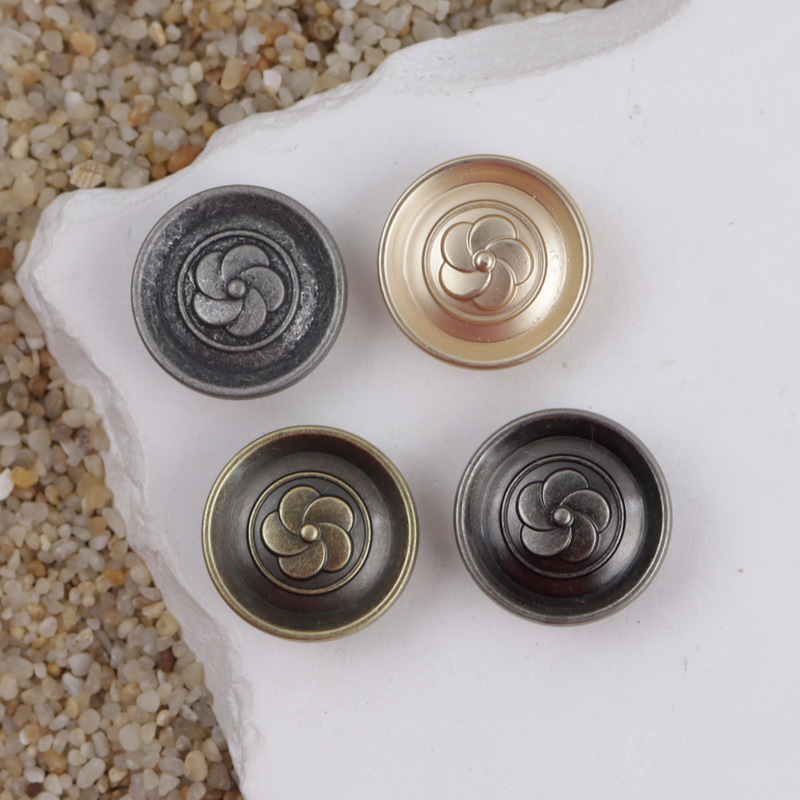 Camellia Ancient Silver Metal Button Small Suit Leather Jacket Fog Gold Bronze Paint Black High Foot Button Camellia Ancient Silver Metal Button Small Suit Leather Jacket Fog Gold Bronze Paint Black High Foot Button